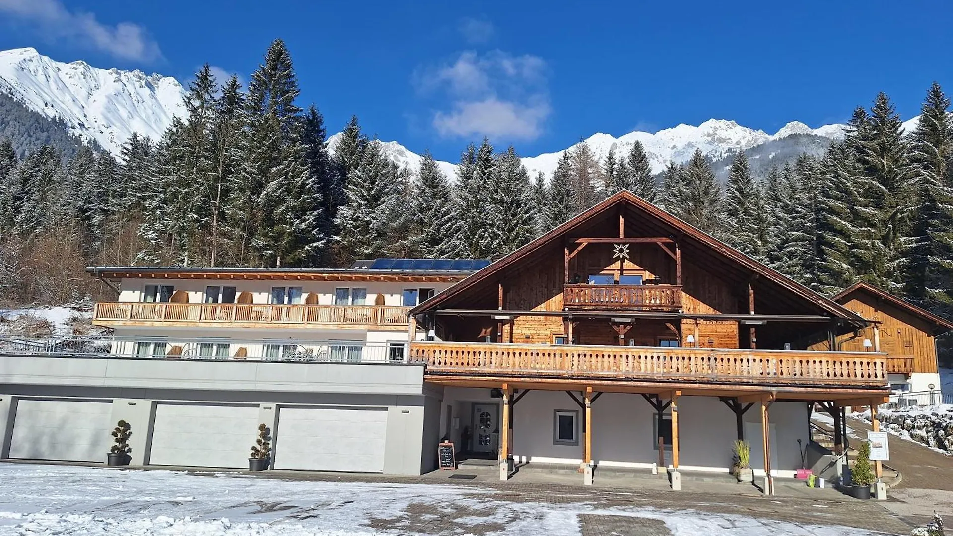 Sweet Cherry - Boutique & Guesthouse Tyrol Innsbruck 3*,  Austria